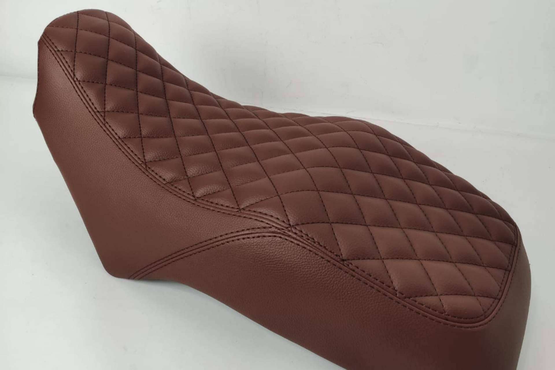 Tapizar asiento de moto con JM-FUNDAS