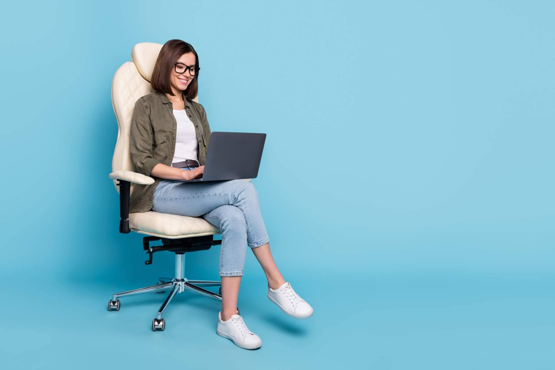 Elegir unas correctas sillas oficina con OfficeDeco