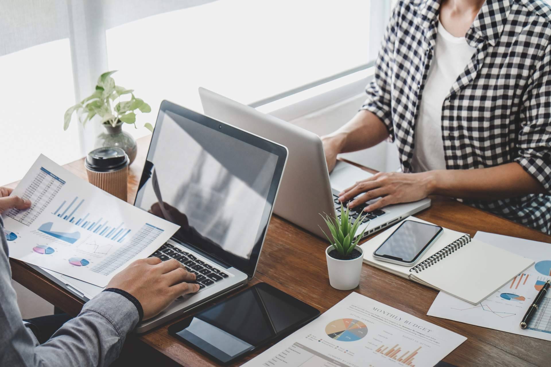 Israel Huerta y su equipo de expertos ofrecen servicios de marketing digital