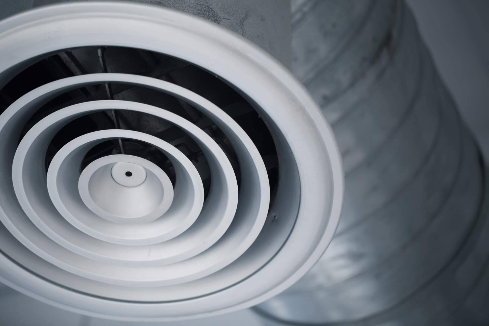 Soluciones de ventilación industrial para problemas de calor en industrias, de la mano de V&C Grupo Industrial