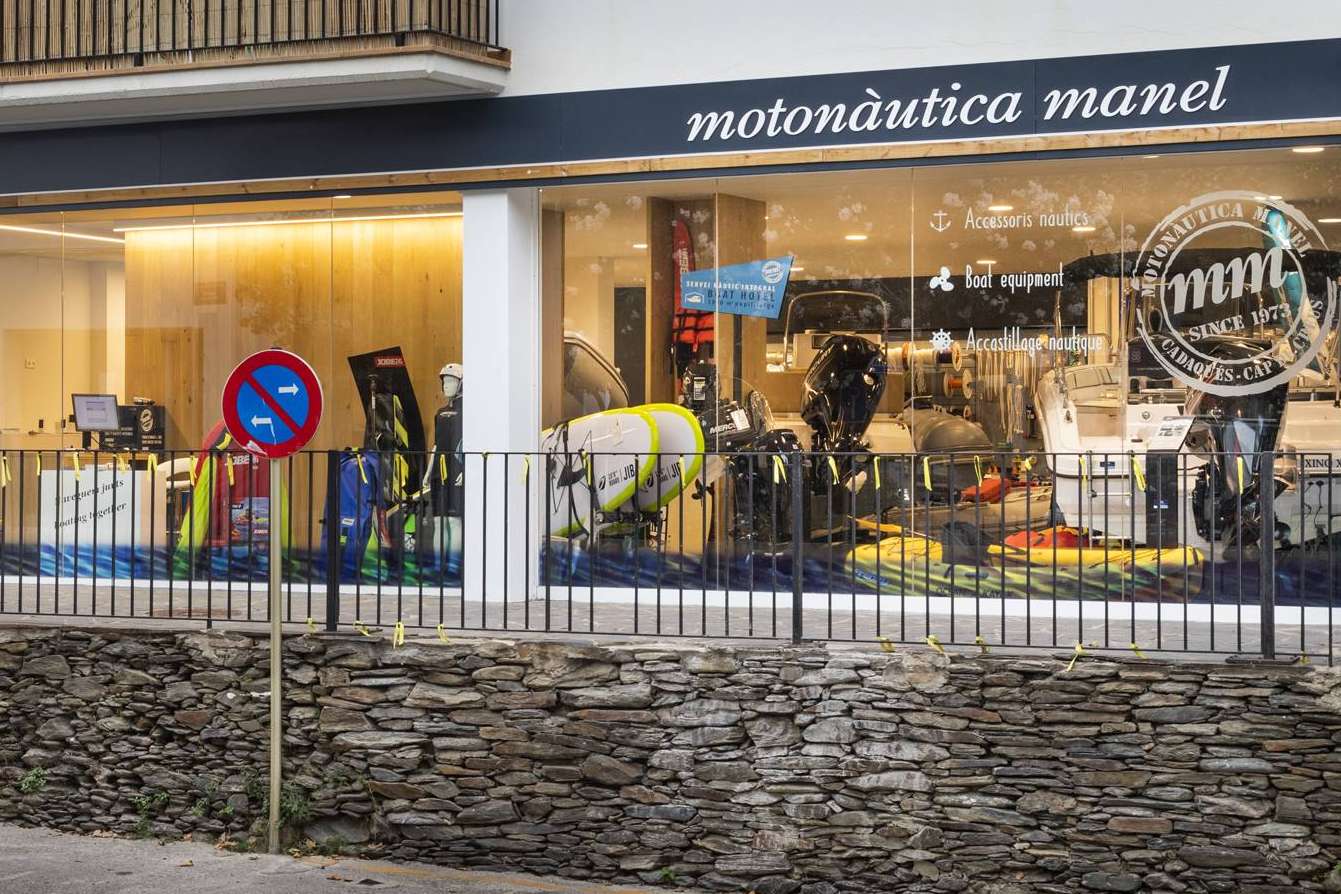 Motonàutica Manel pone a disposición su catálogo para la venta de embarcaciones