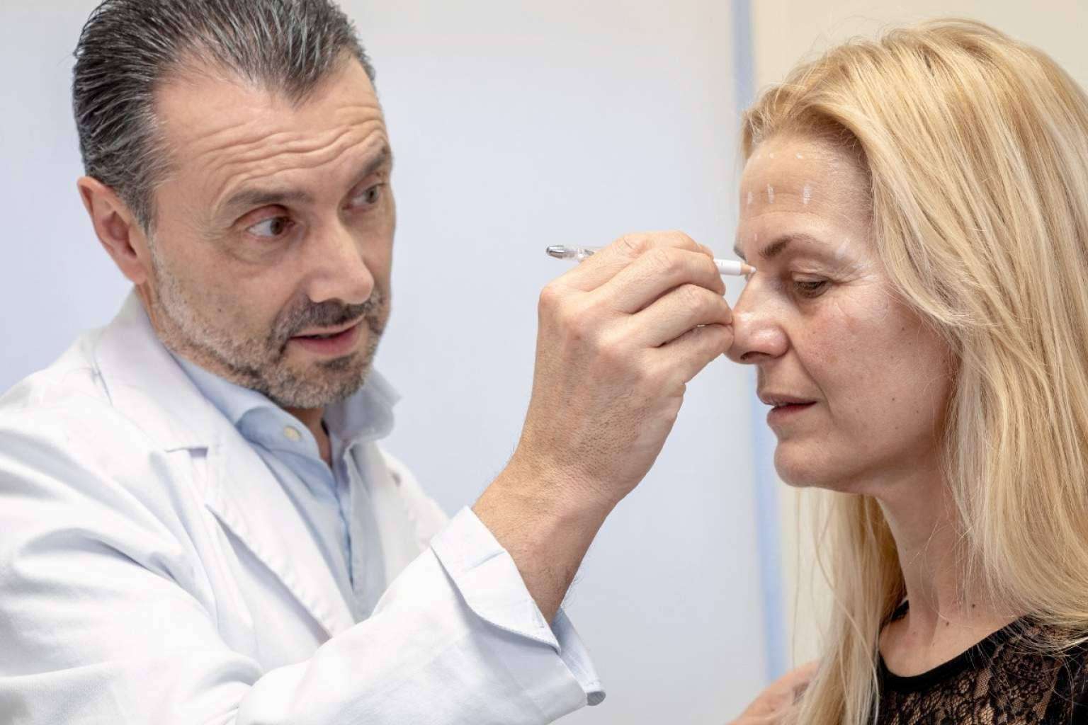 Glow-Lift, el tratamiento facial de autor rejuvenecedor disponible en Centro Médico Estético África