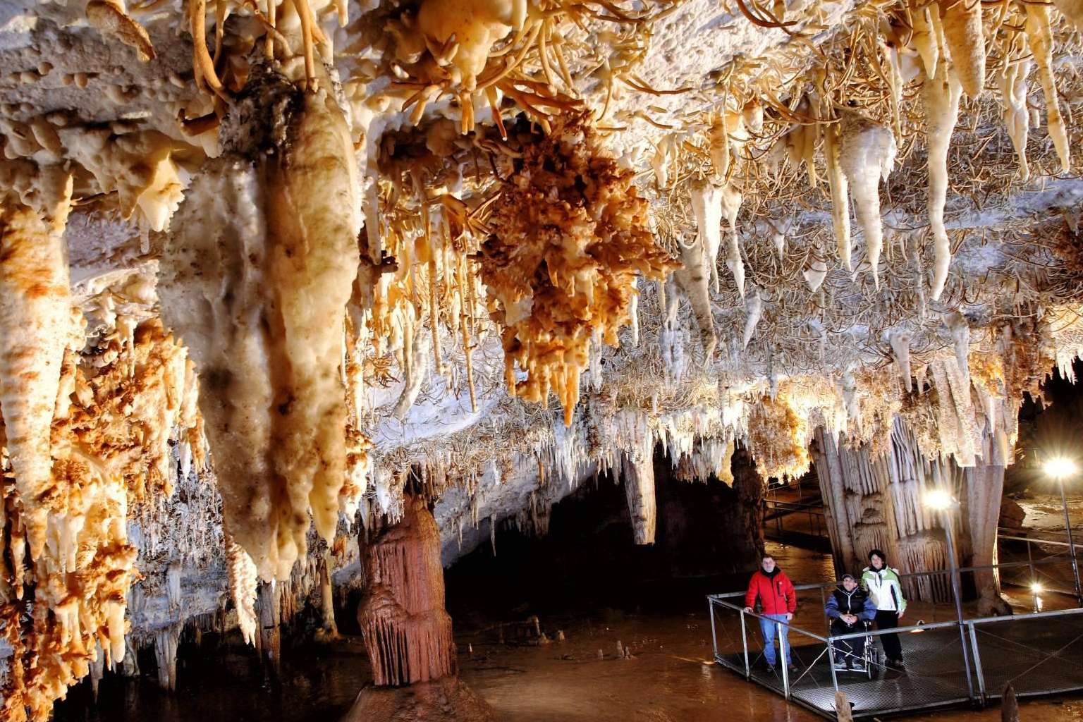 CUEVATUR, el gran congreso de Cuevas y Minas Turísticas, celebra en octubre su novena edición