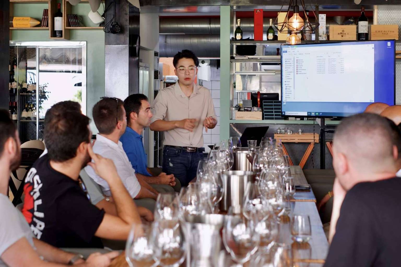 Bodegas Alilian, una bodega familiar ubicada en la zona más emblemática de la Ribera de Duero