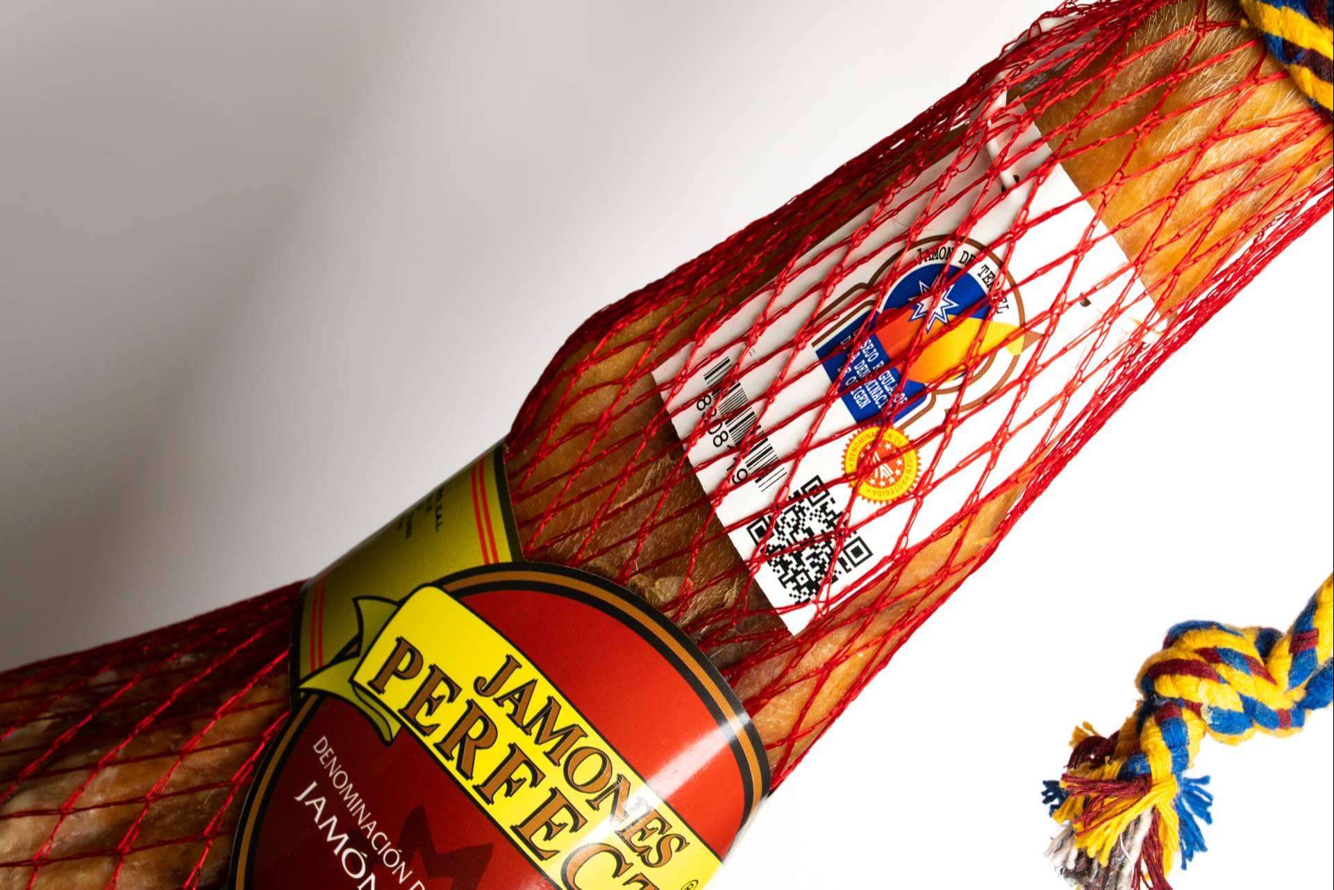 El portal Ibericomio.es establece una alianza con Jamones Castelfrio comercializar online el Jamón Perfecto en la U.E.