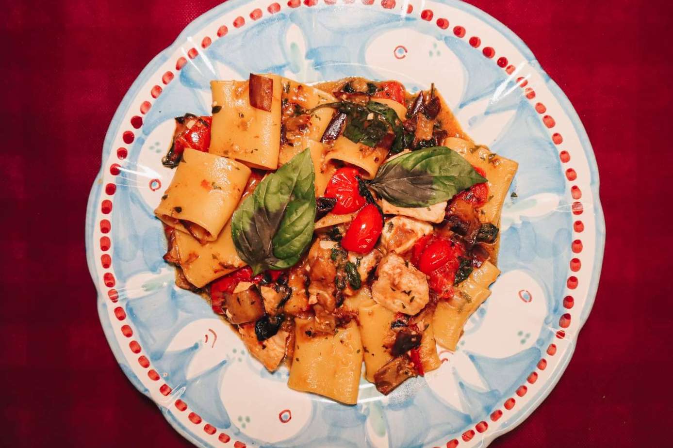 Spaccanapoili Da Danielle ofrece una experiencia gastronómica auténticamente italiana en Barcelona