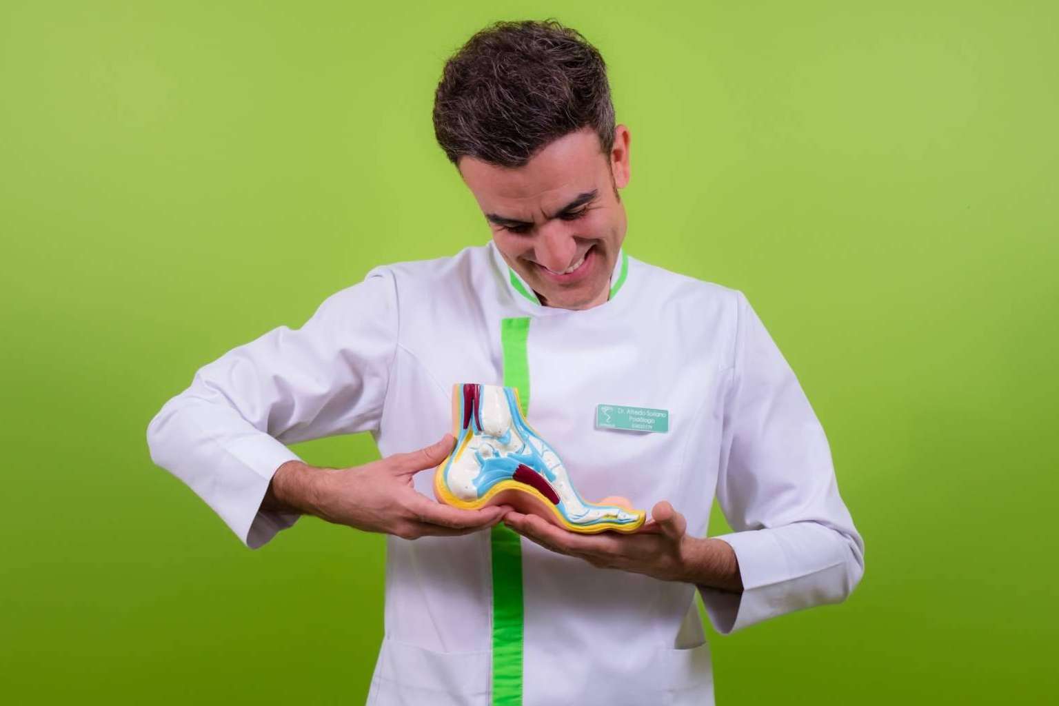 Alfredo Soriano y Clinisalud, innovación y tratamiento personalizado en el cuidado podológico