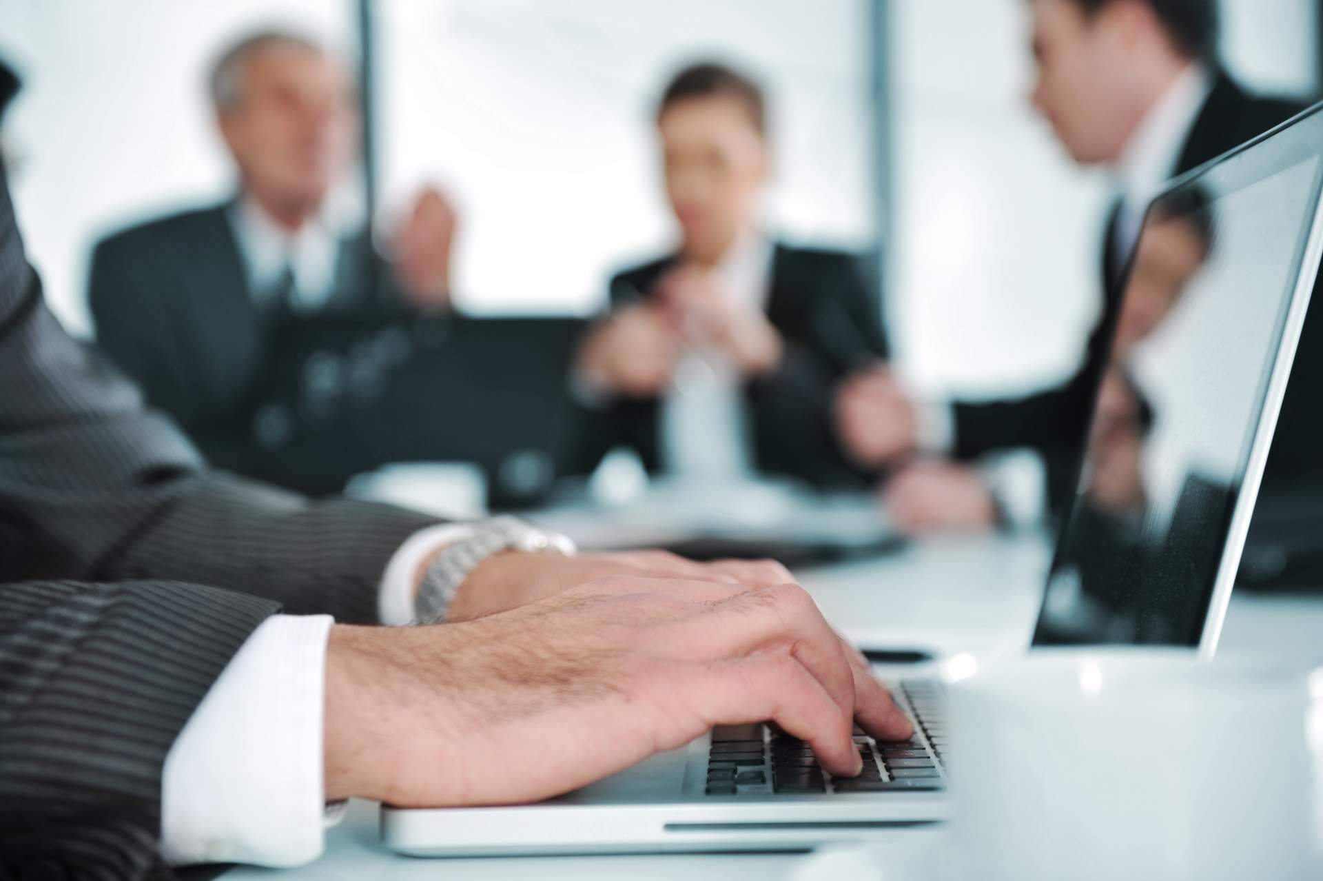 CEESA impulsa la eficiencia empresarial con soluciones de software personalizadas y asesoría integral