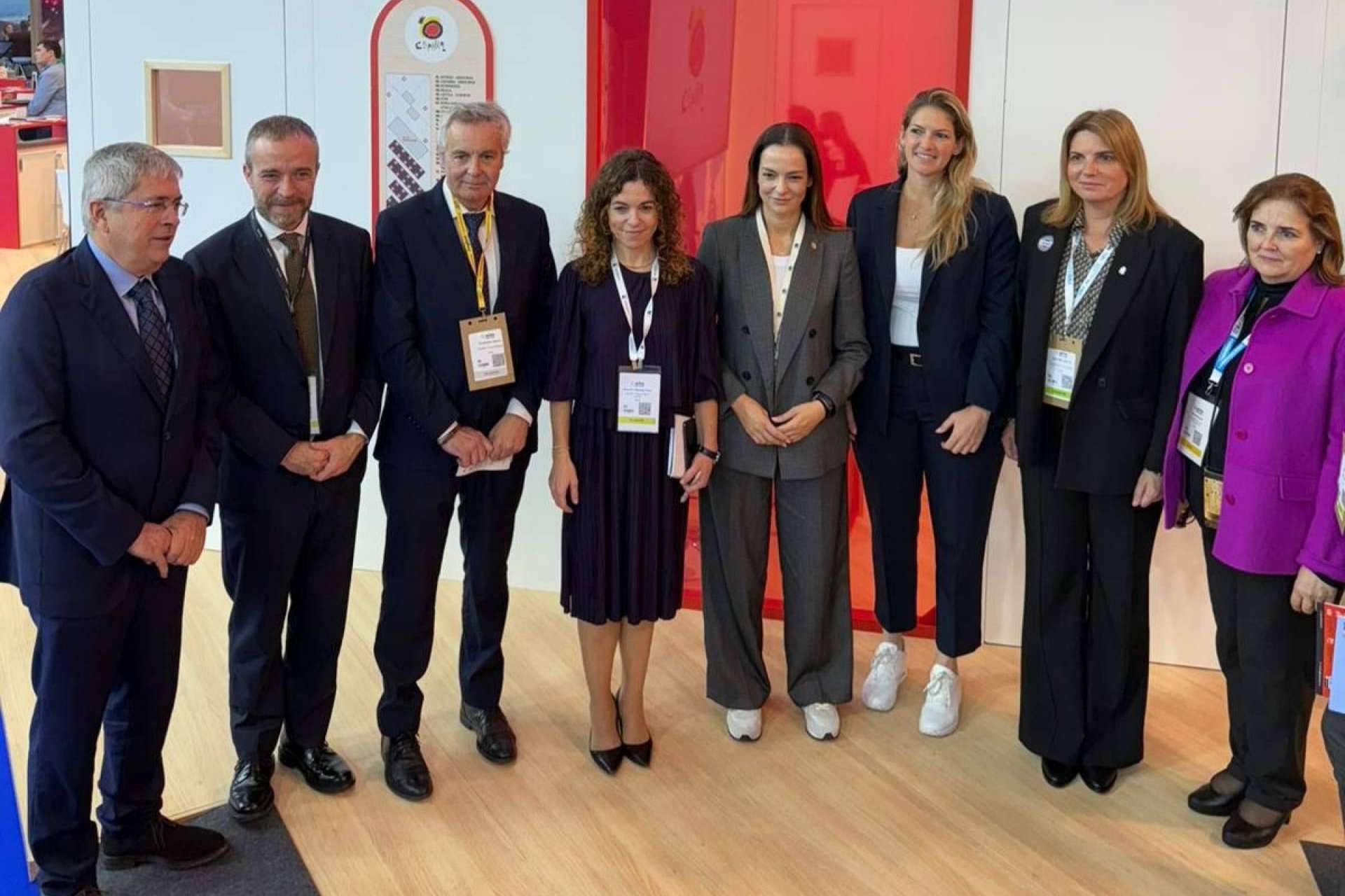 Los municipios turísticos de España impulsan el turismo azul y sostenible en la WTM de Londres