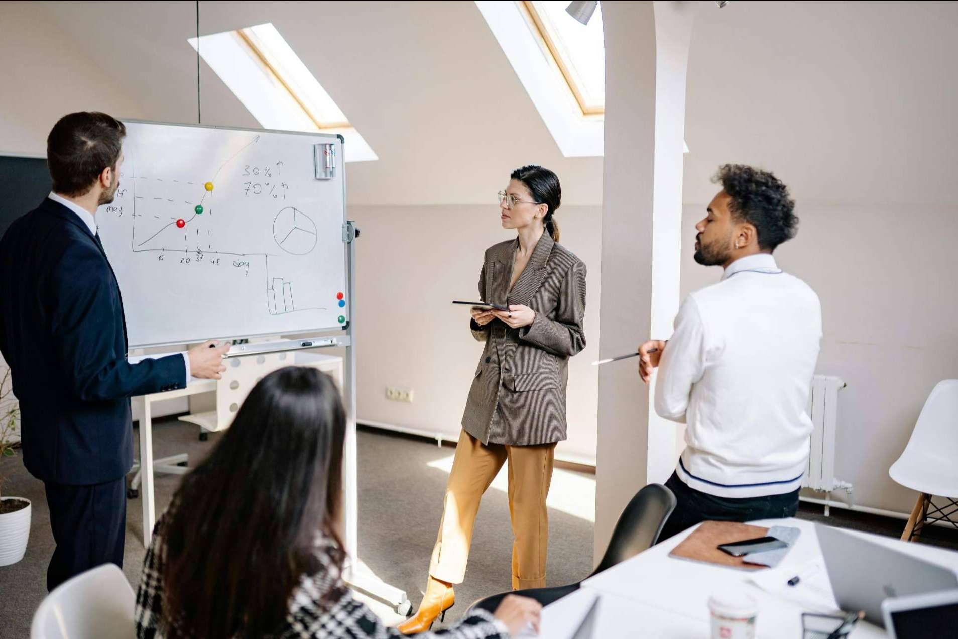 Adaptándose a la nueva normalidad; Tendencias del trabajo híbrido en Chile