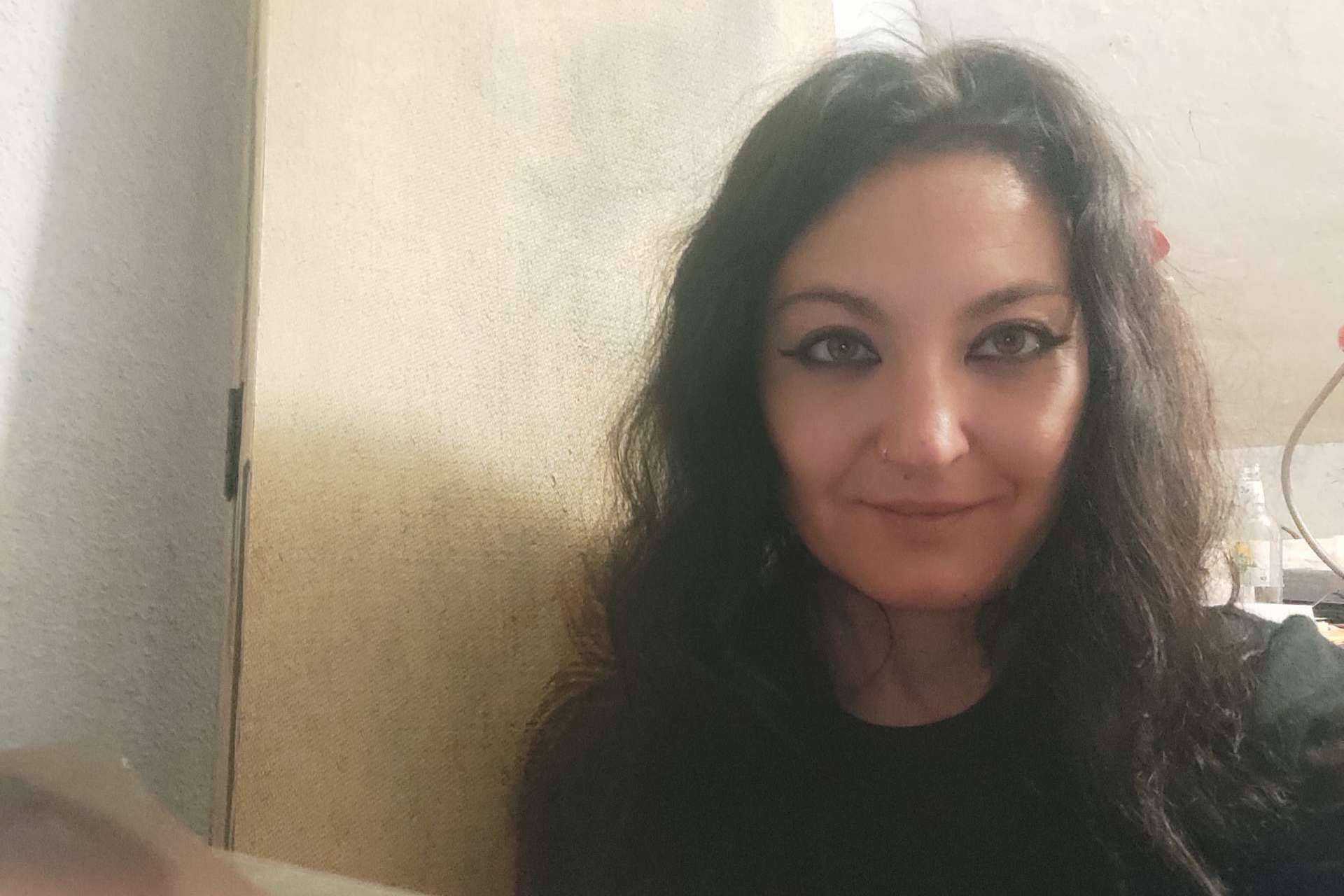 Diana Guerrero Miñano publica ‘La mirada del silencio’, un libro lleno de suspense que genera emociones muy distintas en quien lo lee.