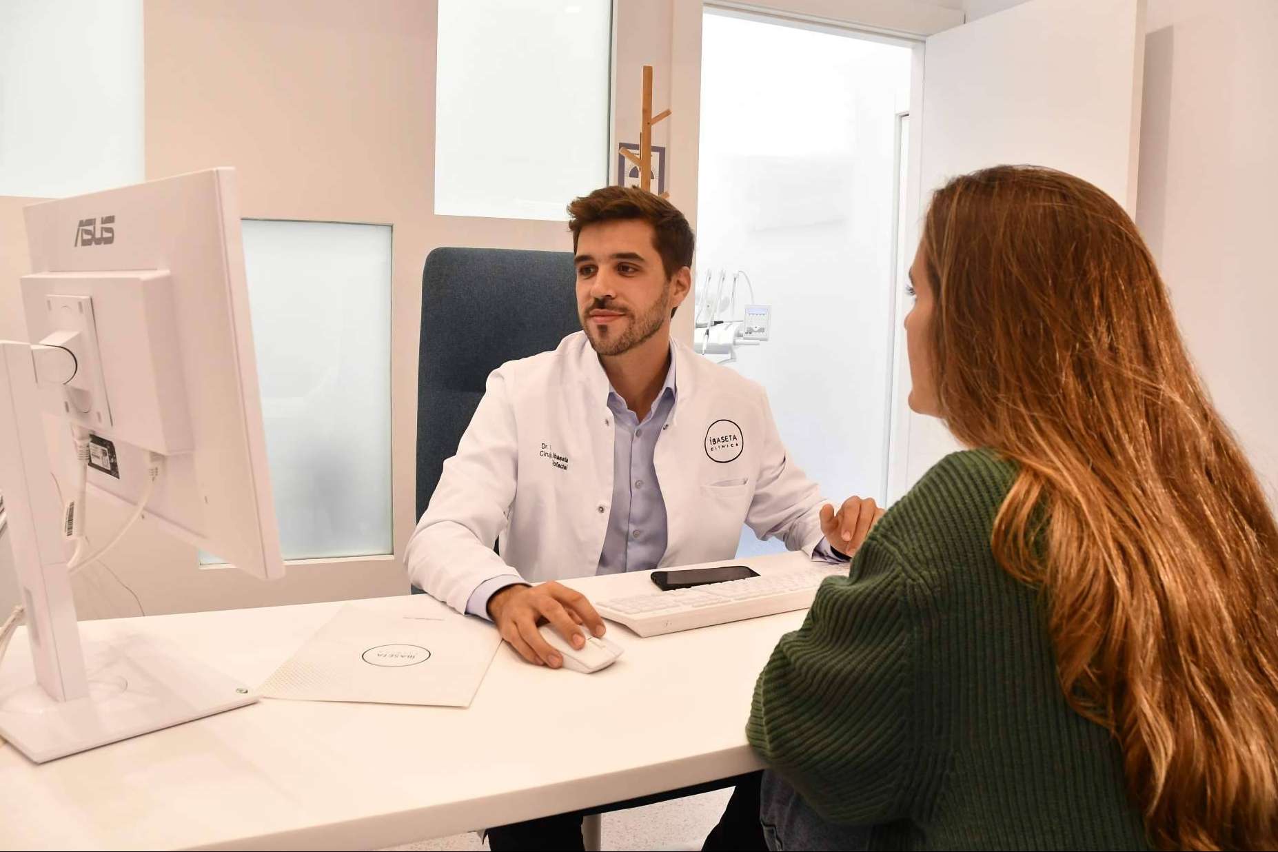 Lo último en implantes dentales en Gijón con Clíninca Ibaseta
