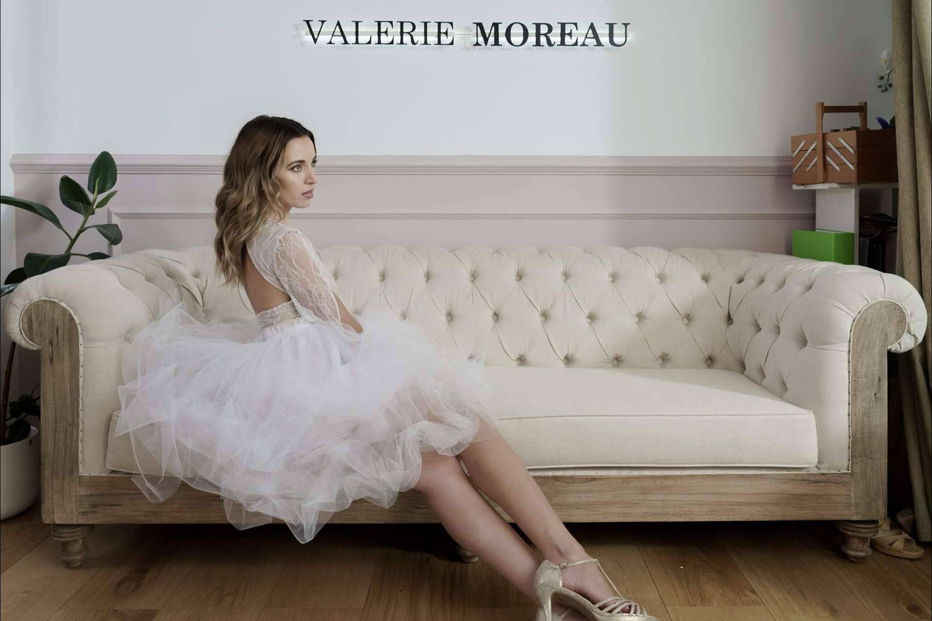Novias con dos looks; La última tendencia en bodas con Valérie Moreau