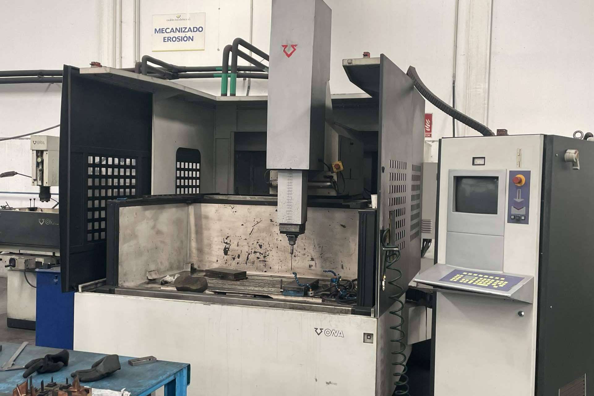 Moldes Tucciberica liquida 60 lotes de productos con una valoración de 216.735 €