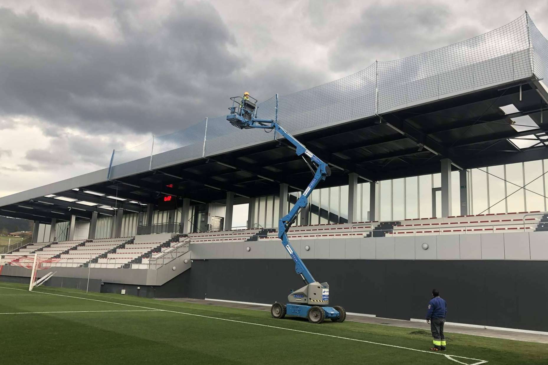 Grandes espacios diáfanos, Instalaciones RPM destaca en instalaciones deportivas con estructuras metálicas