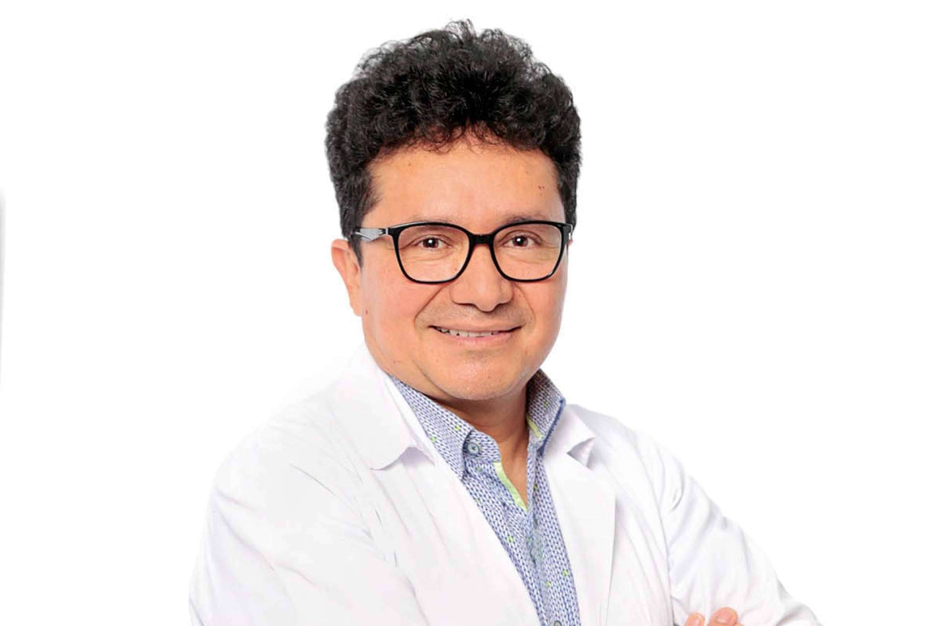La técnica del doctor Zepeda posiciona a Alfa Clinics como referencia en injerto capilar en Zaragoza