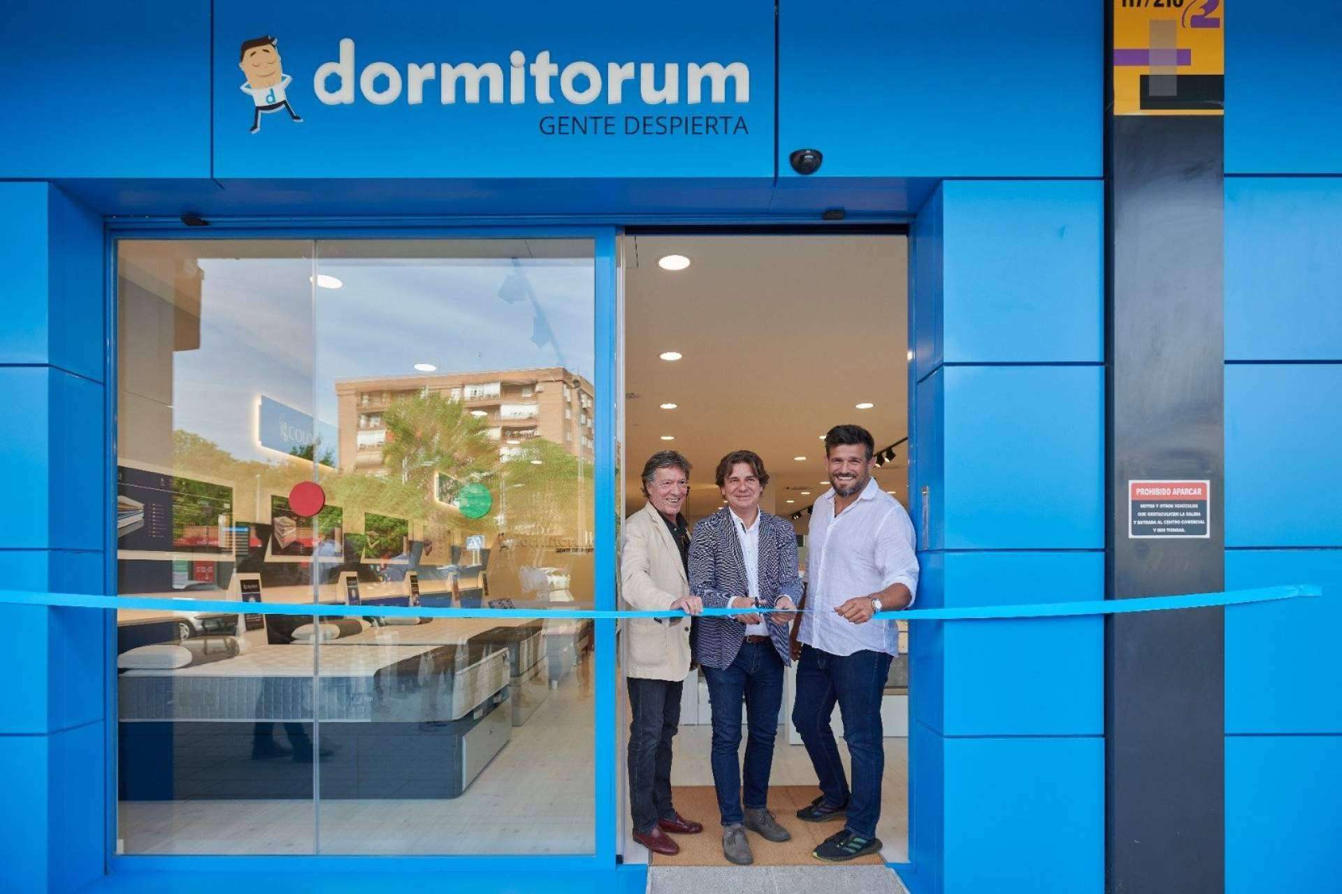 dormitorum celebra su tercer aniversario vendiendo colchones en Madrid