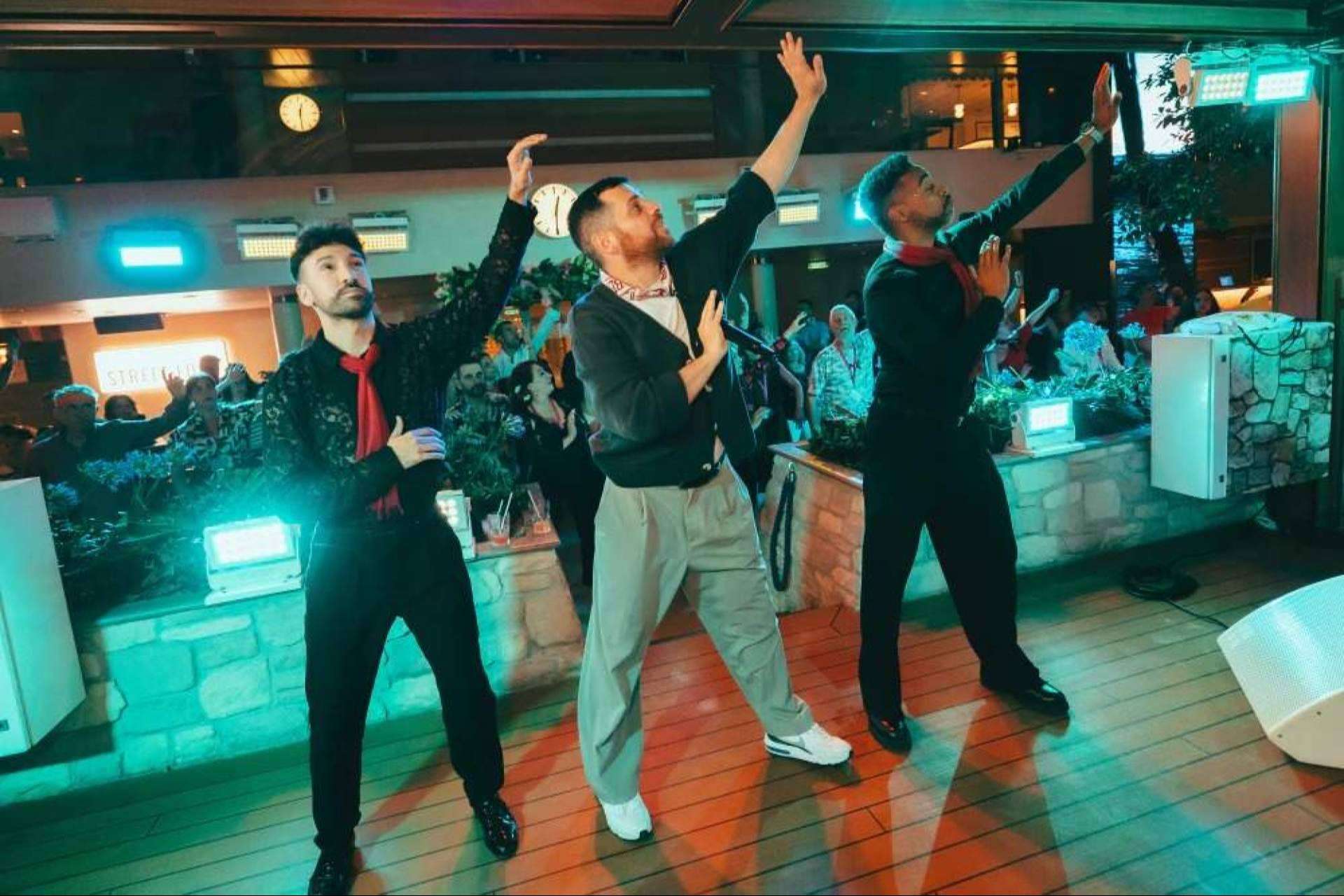 Concierto de Dani J | Semana Santa 2026; Música, Baile Y Mar En El Crucero Del Baile