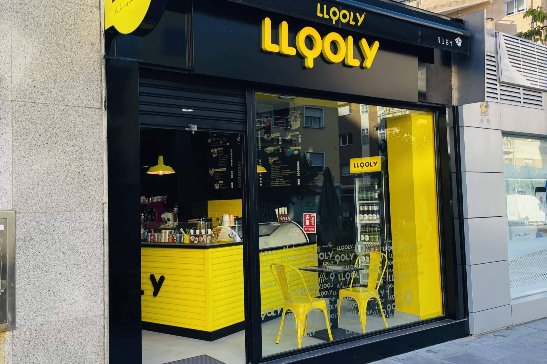 LLOOLY expande su innovador concepto con nuevas aperturas en Xàtiva, Valencia, Jaén y Figueres