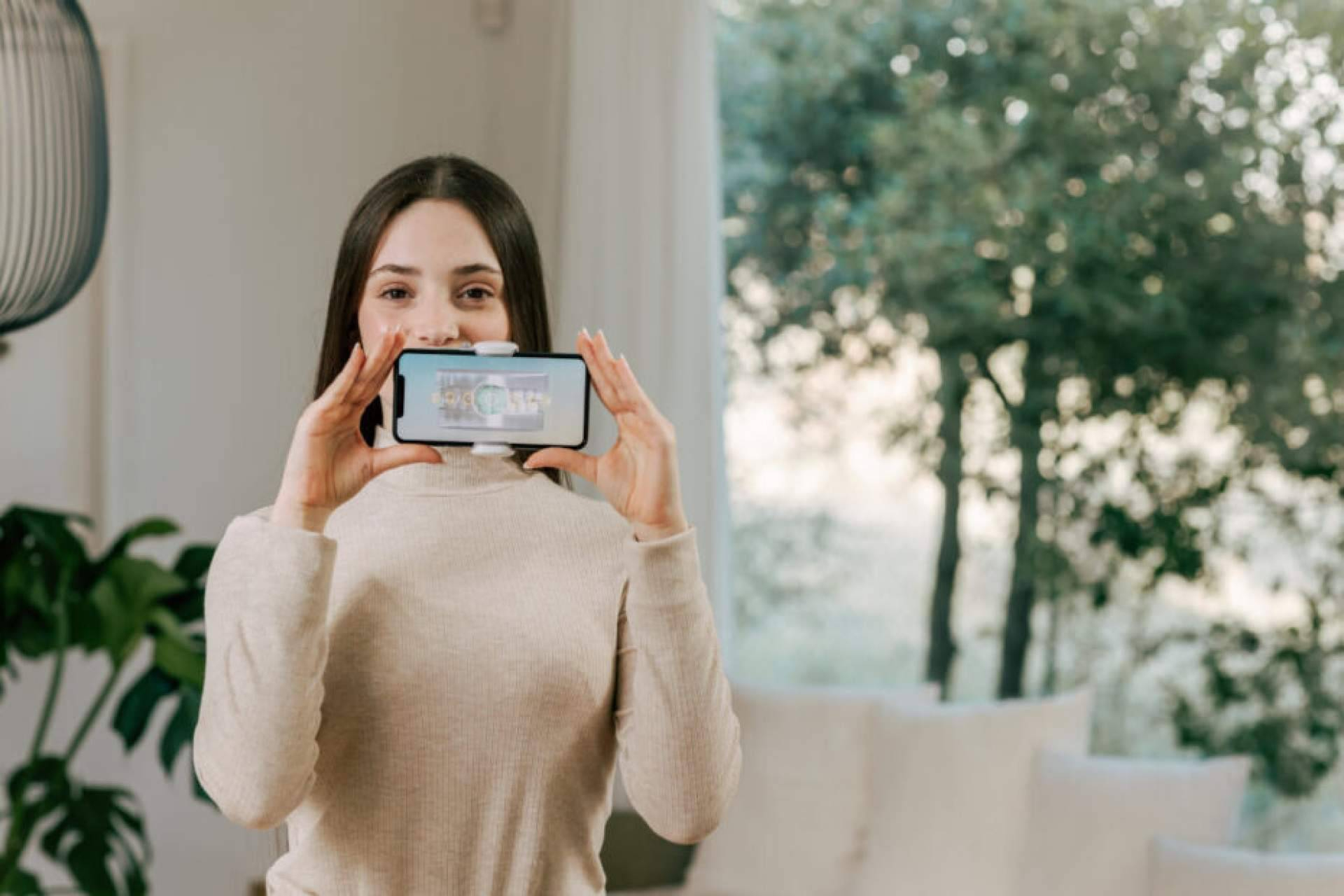 CML Odontólogos incorpora la tecnología Dental Monitoring en sus tratamientos de ortodoncia invisible