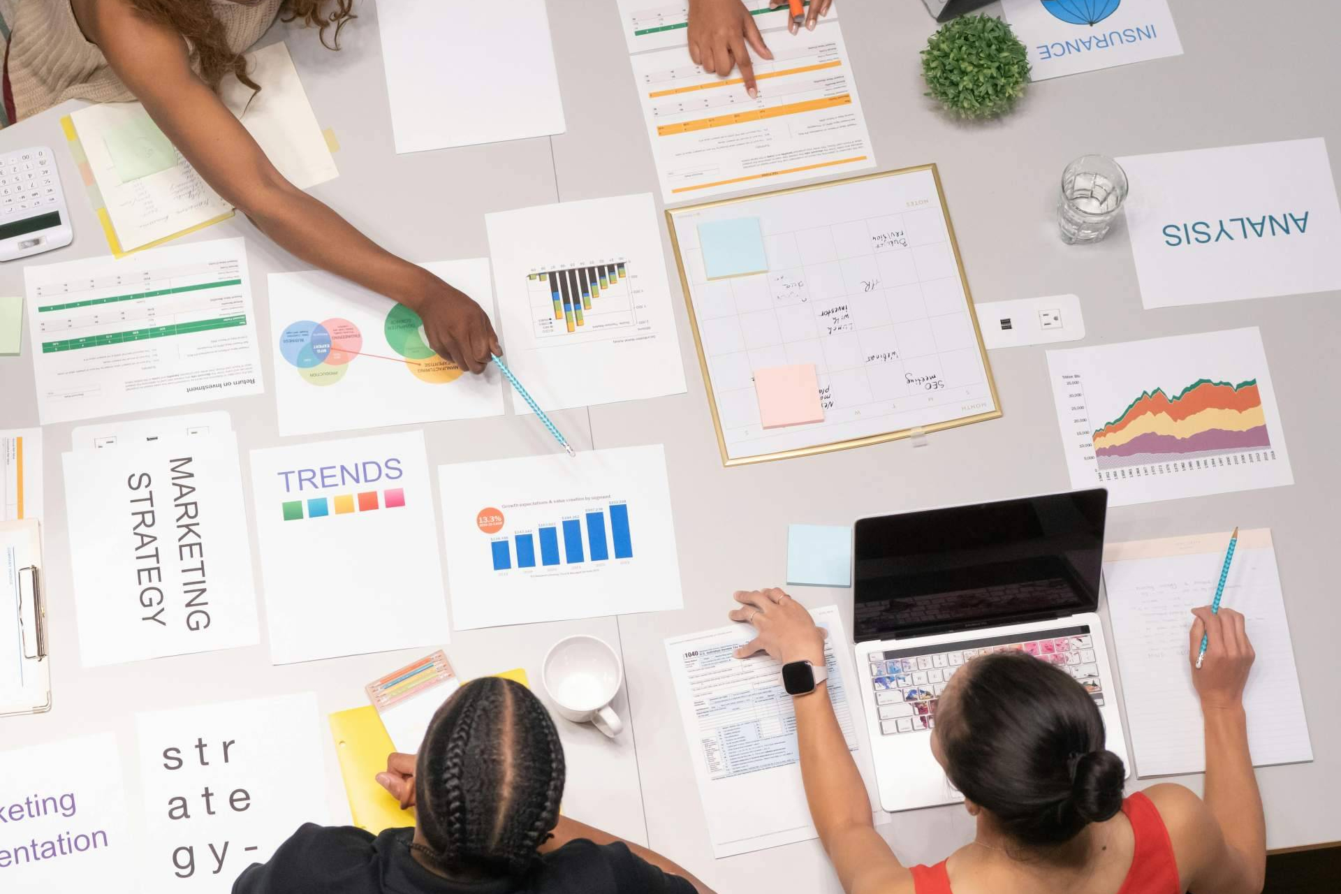 Consultoría de marketing digital orientada al éxito y a la optimización de recursos