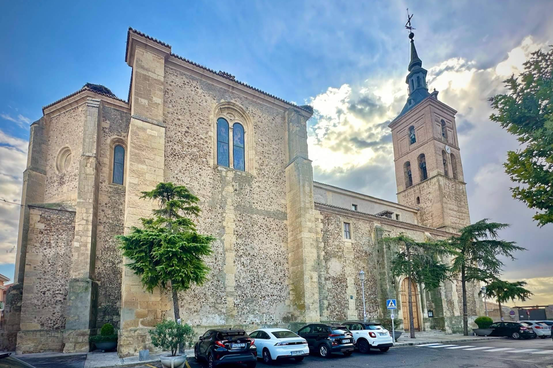 Fuente el Saz de Jarama y su entorno, unión de raíces rurales y desarrollo moderno