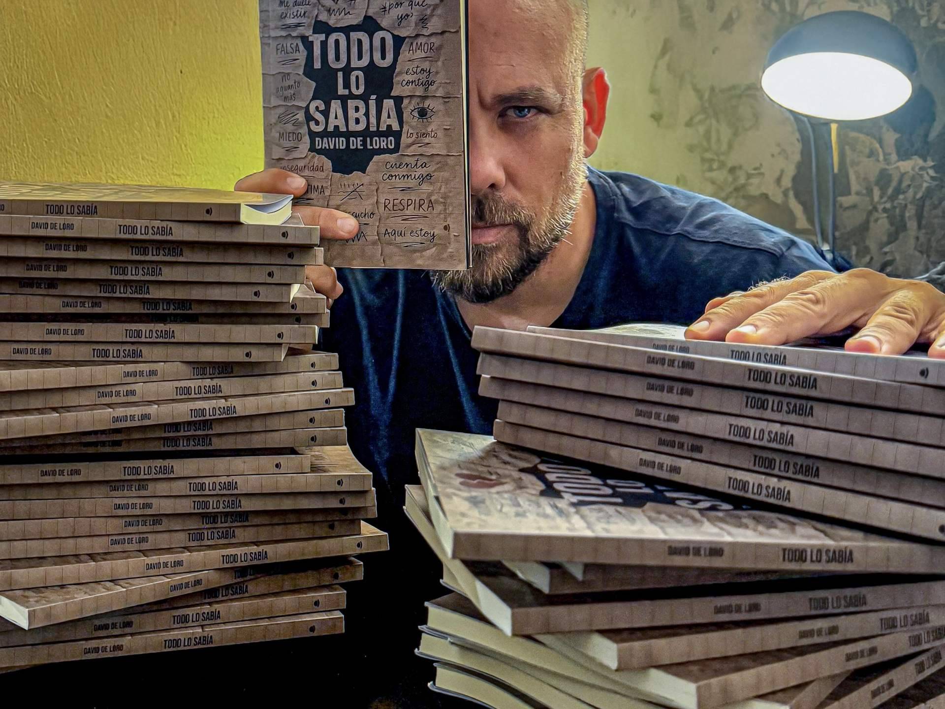 David de Loro convierte el drama adolescente en literatura en Todo lo sabía.