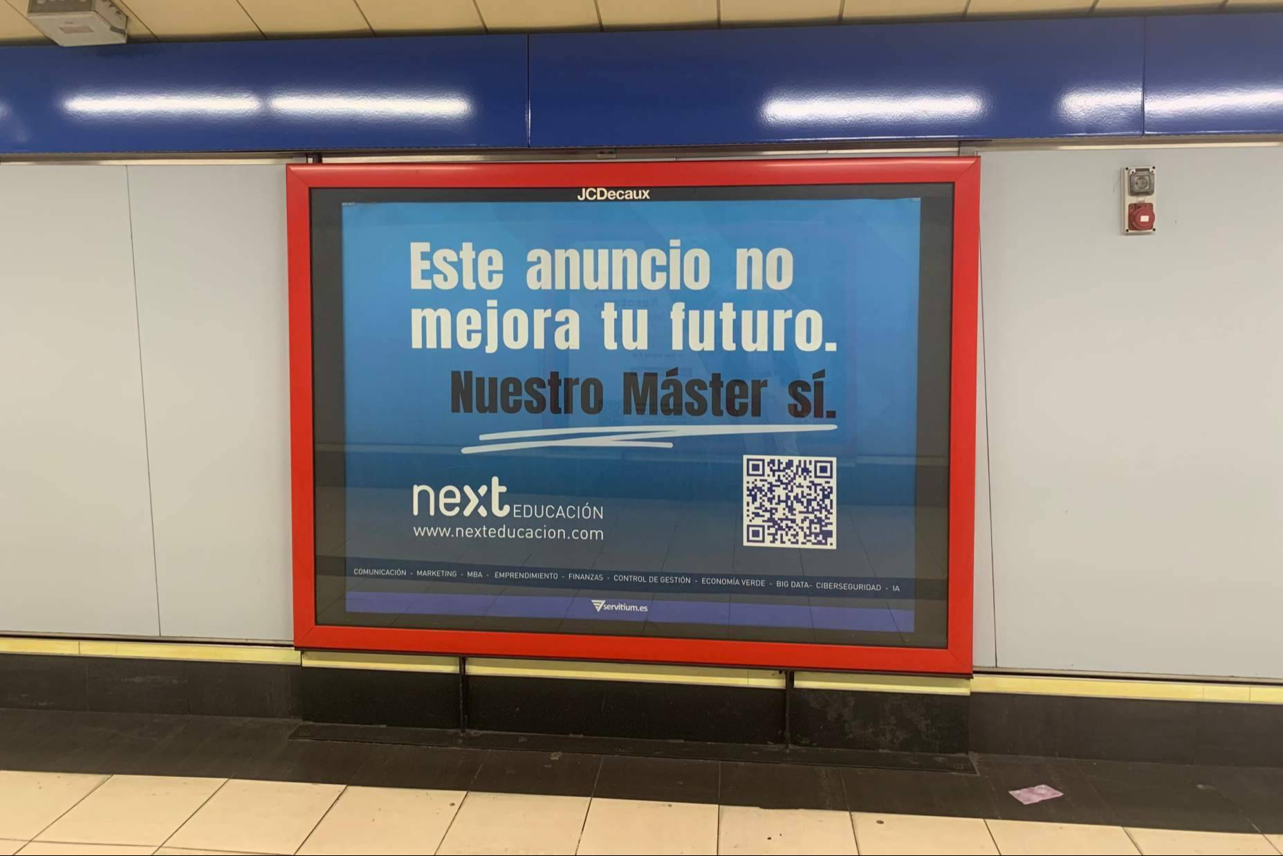 Marketing con humor; la creativa apuesta de Next Educación en el Metro de Madrid