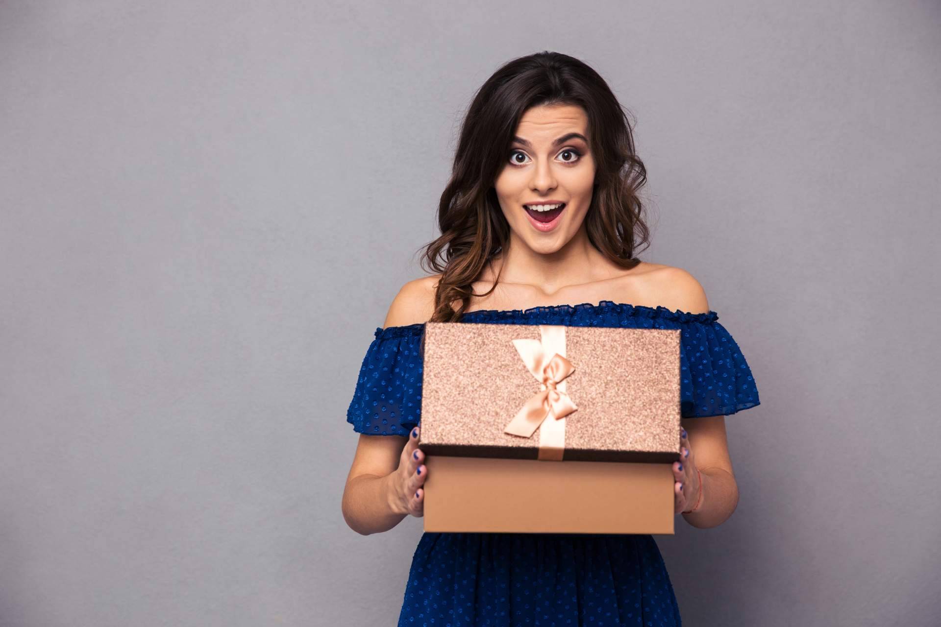 Packs regalo que marcan la diferencia; opciones que destacan por su originalidad y calidad