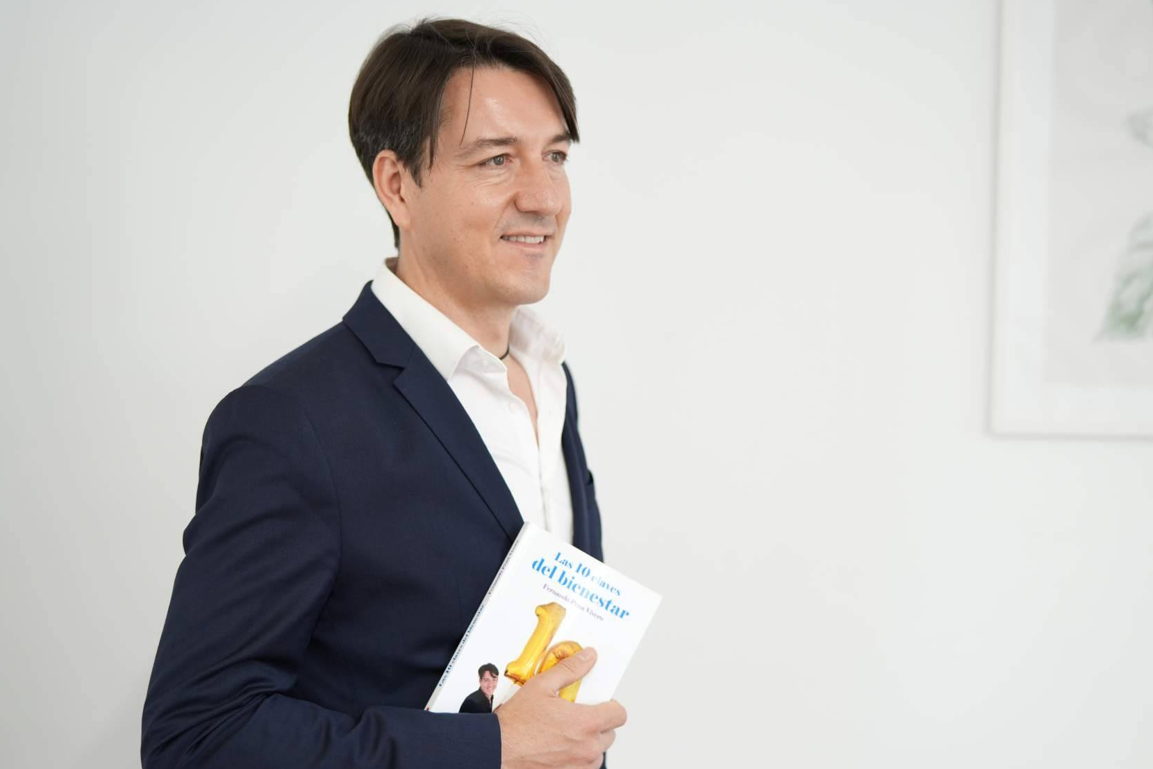Fernando Pena presenta su último libro sobre bienestar psicológico en una conferencia abierta al público