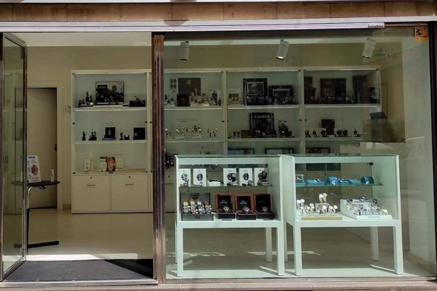 Elegance refuerza su liderazgo en relojería y joyería especializada en Tenerife con firmas reconocidas