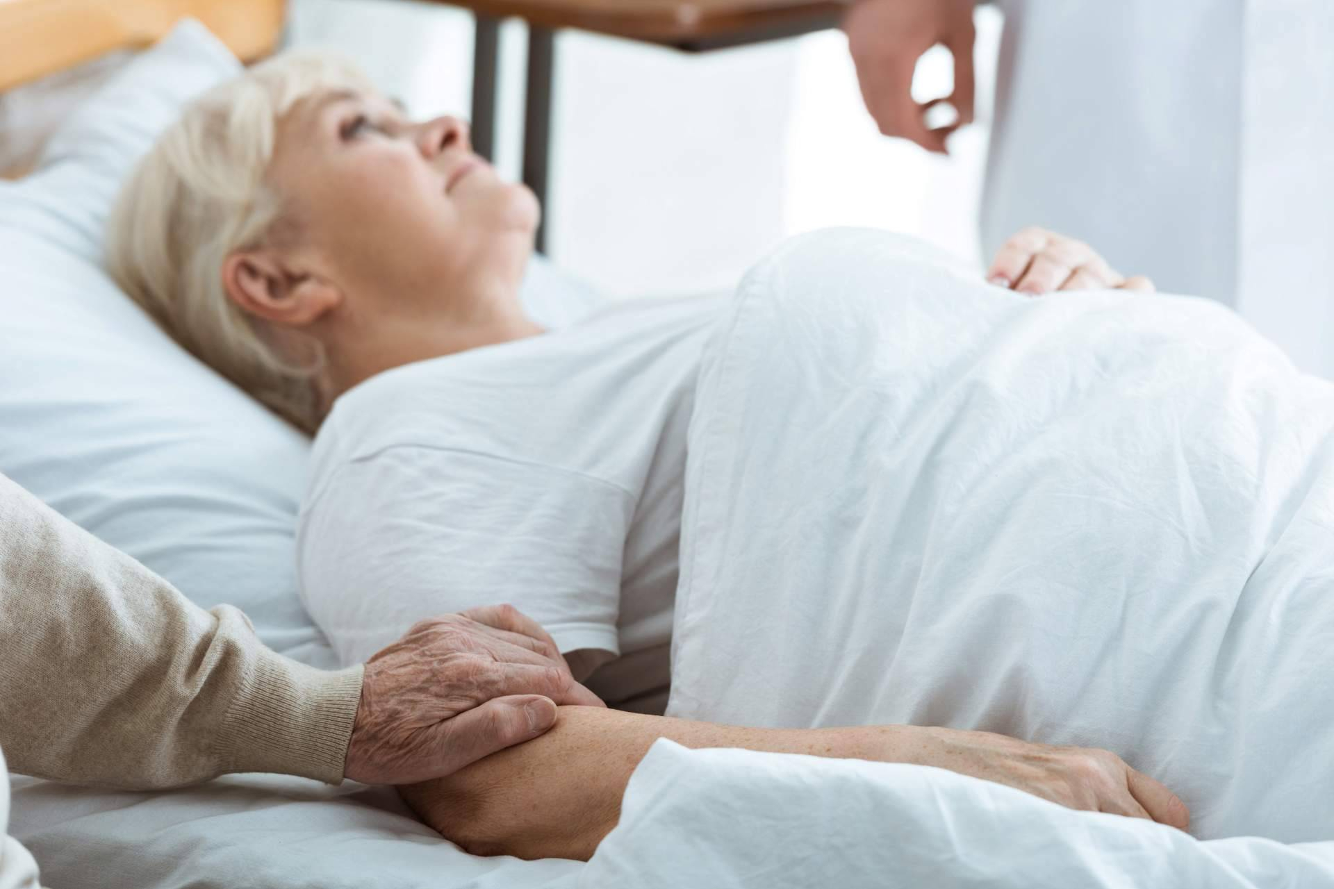 El descanso en pacientes encamados; cómo mejorar el confort y prevenir complicaciones