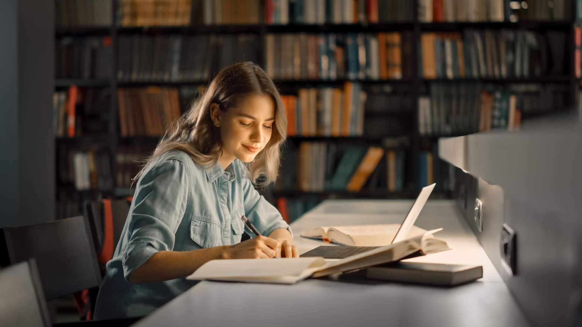 Metodología de ISEB diseñada para compatibilizar vida profesional y estudio