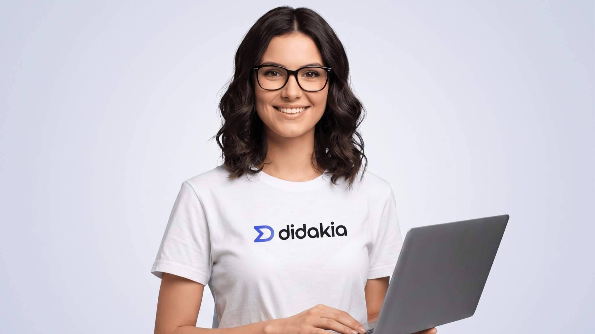 Didakia llega a LATAM y España como la primera escuela online para profesionales del sector educativo