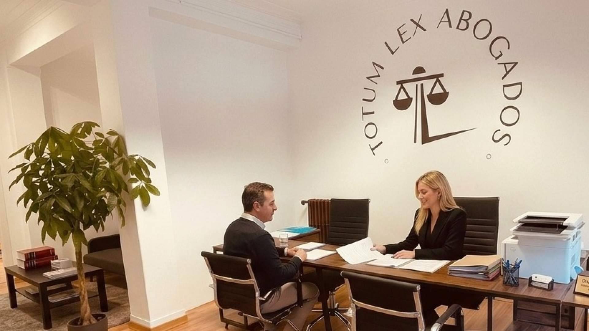 Reclamación tarjetas revolving y gastos de hipoteca