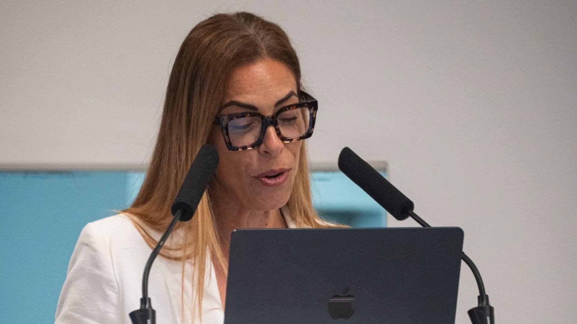 La militar que descifró el código no escrito del poder