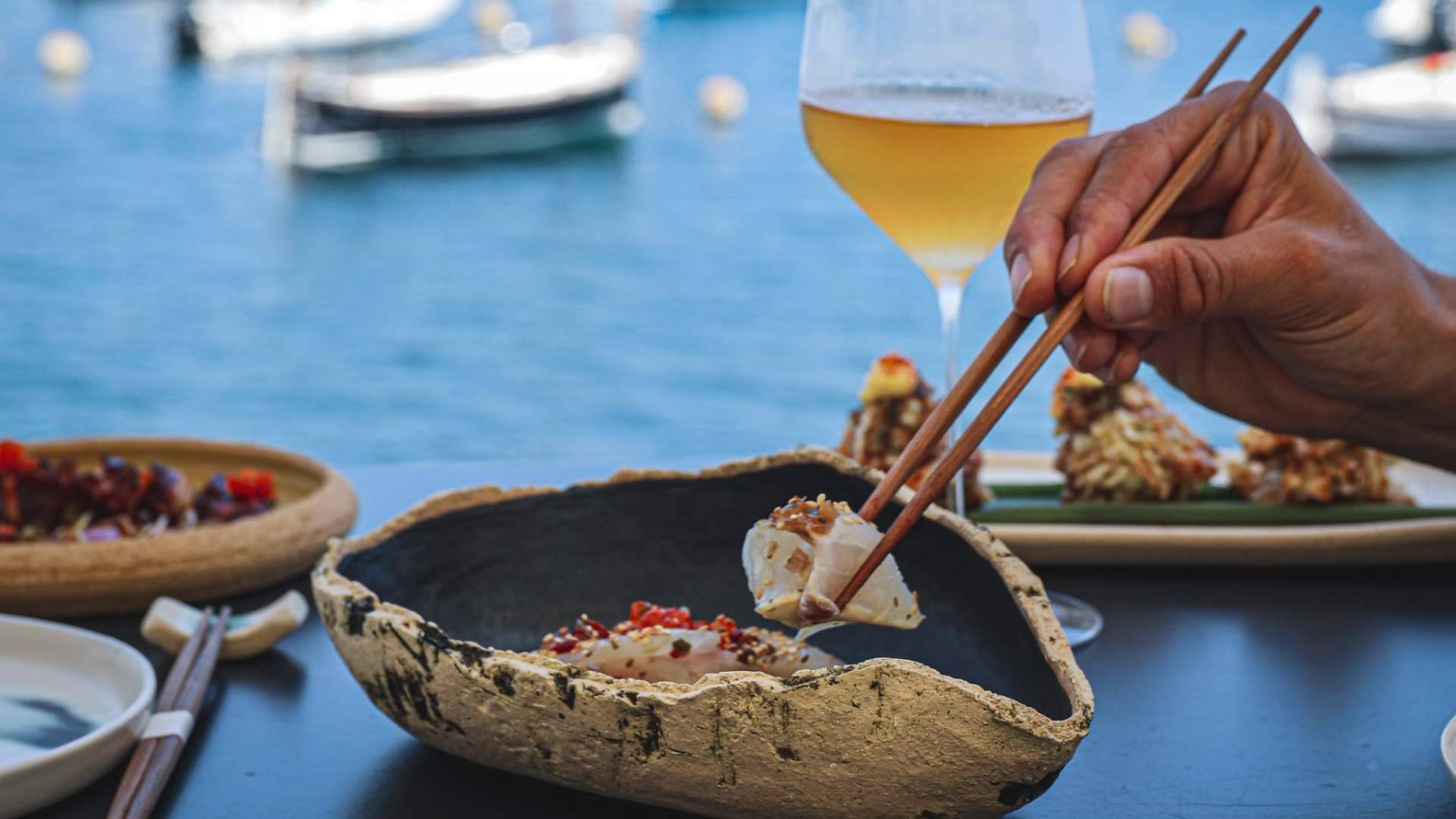 Dónde cenar en Cadaqués en julio; Kampai, cocina japonesa contemporánea, sake y barra omakase